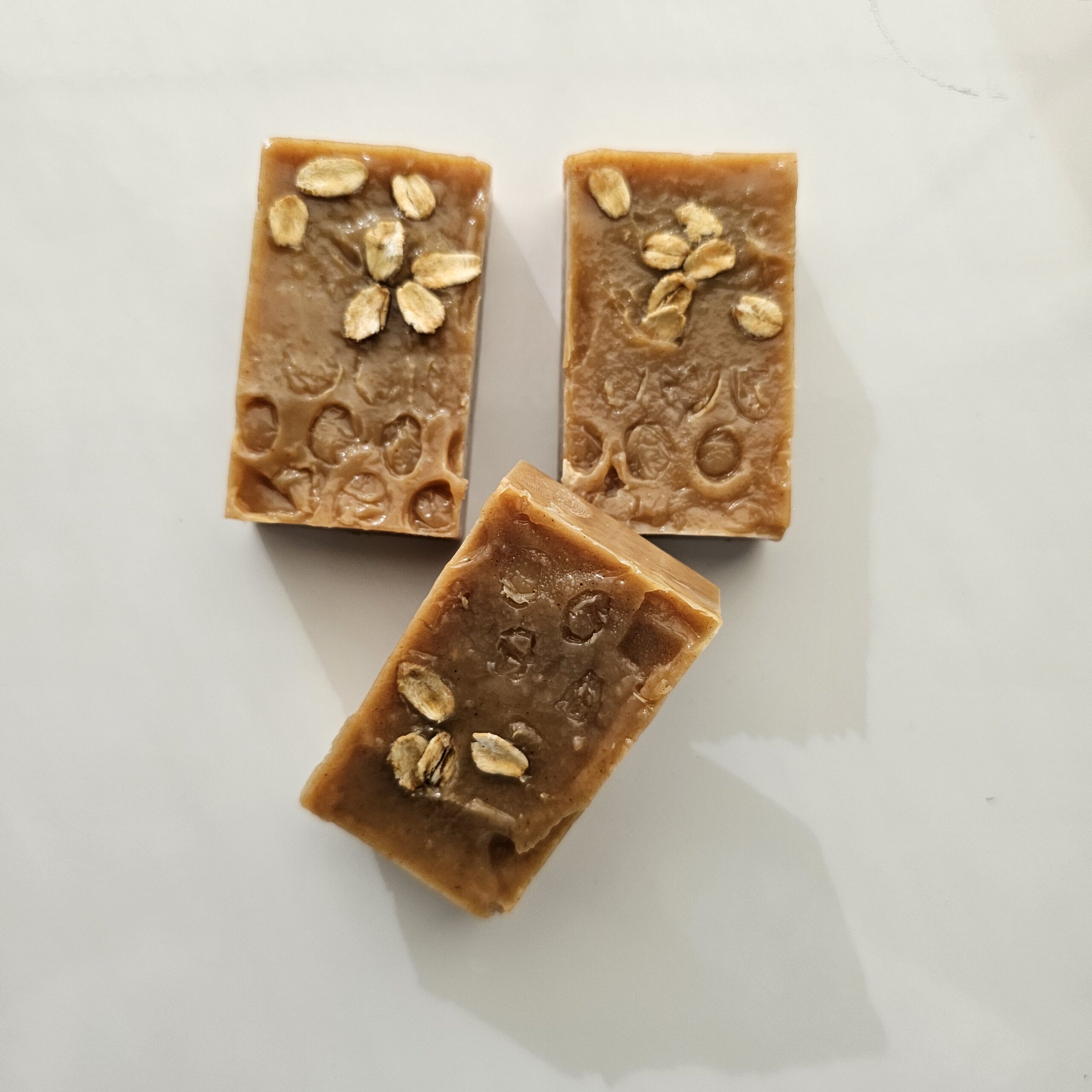 Oats, honey and turmeric- Scented soap samples